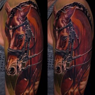 color-realism-horse-tattoo