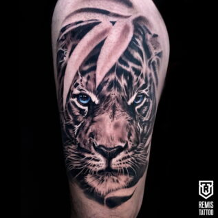 realistic-tiger-tattoo